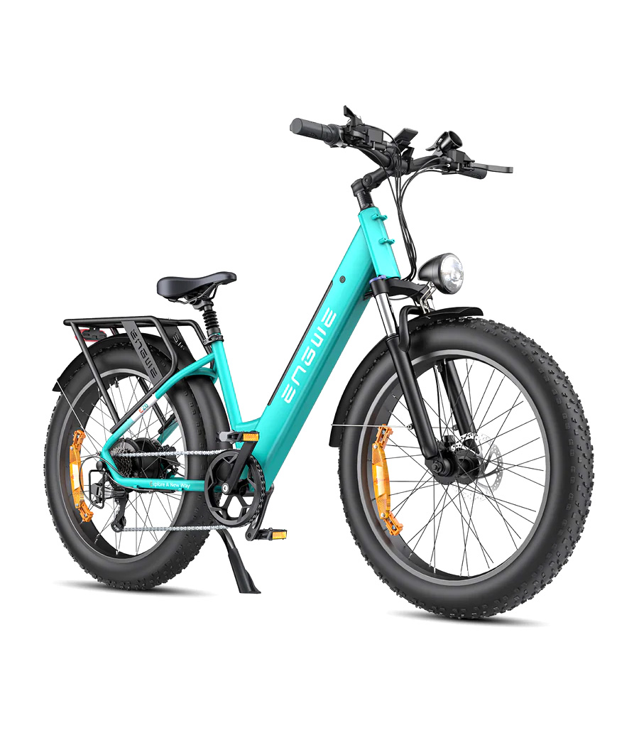 ENGWE E26 electric bike light blue low-step front right side view Front right side view of the light blue low-step ENGWE E26 electric bike.