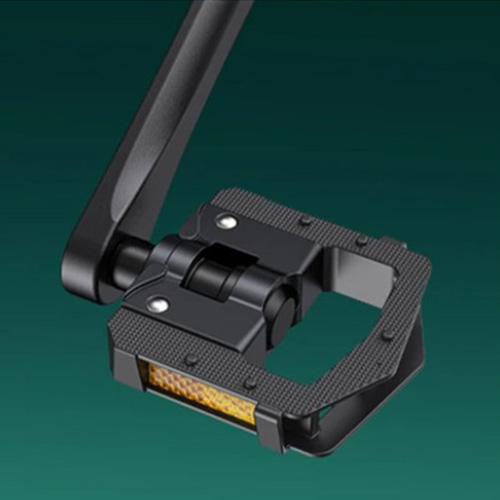 Close-up image of the Engwe M20 electric bike pedals